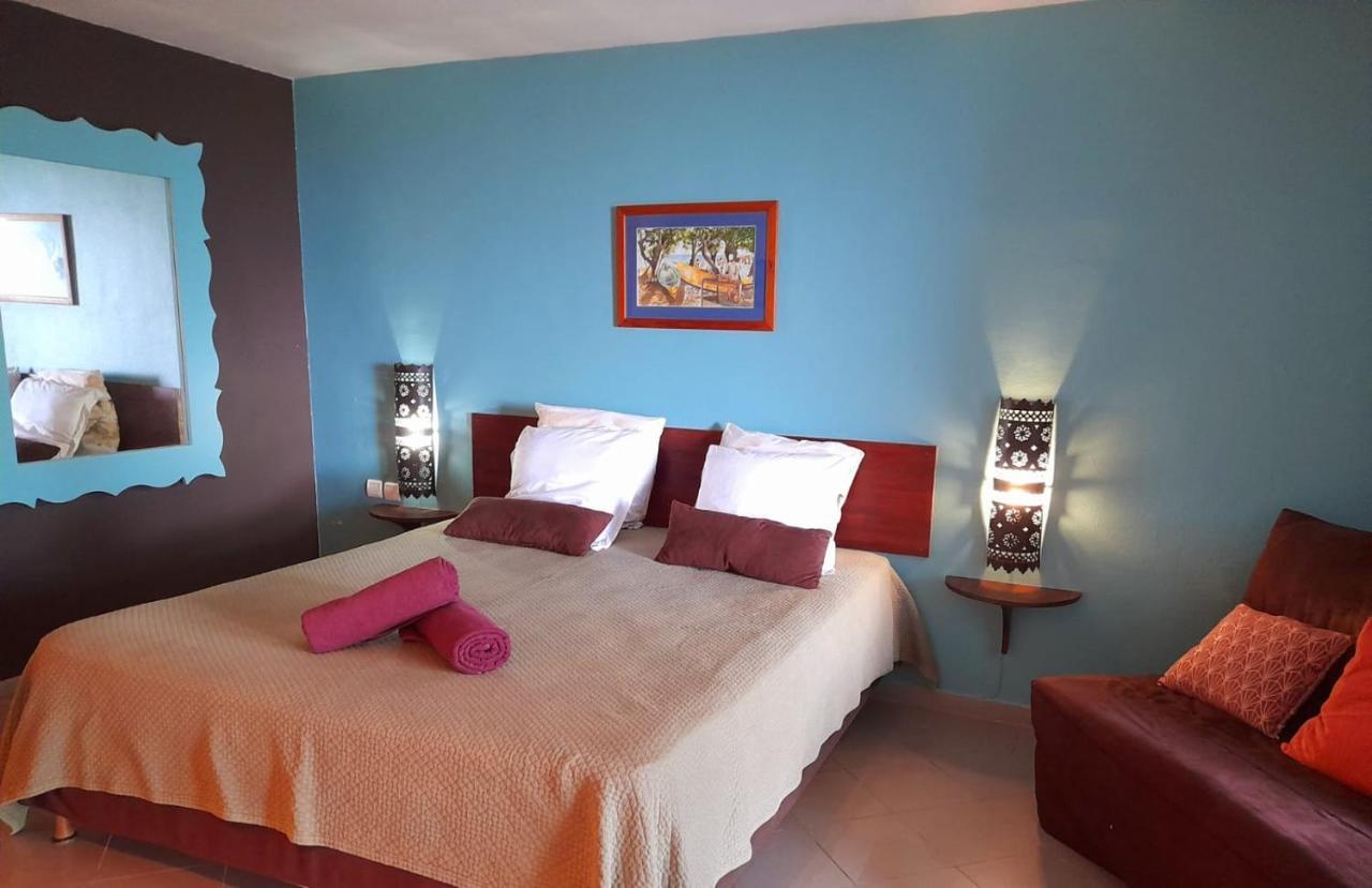 Ilet Bleu Studio Cosy Rdc Vue Mer Et Jardin - Acces Direct Plage Le Gosier  Zewnętrze zdjęcie