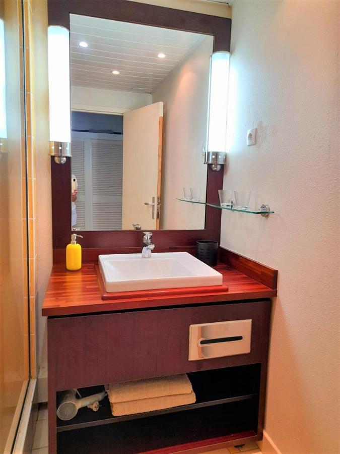 Ilet Bleu Studio Cosy Rdc Vue Mer Et Jardin - Acces Direct Plage Le Gosier  Zewnętrze zdjęcie