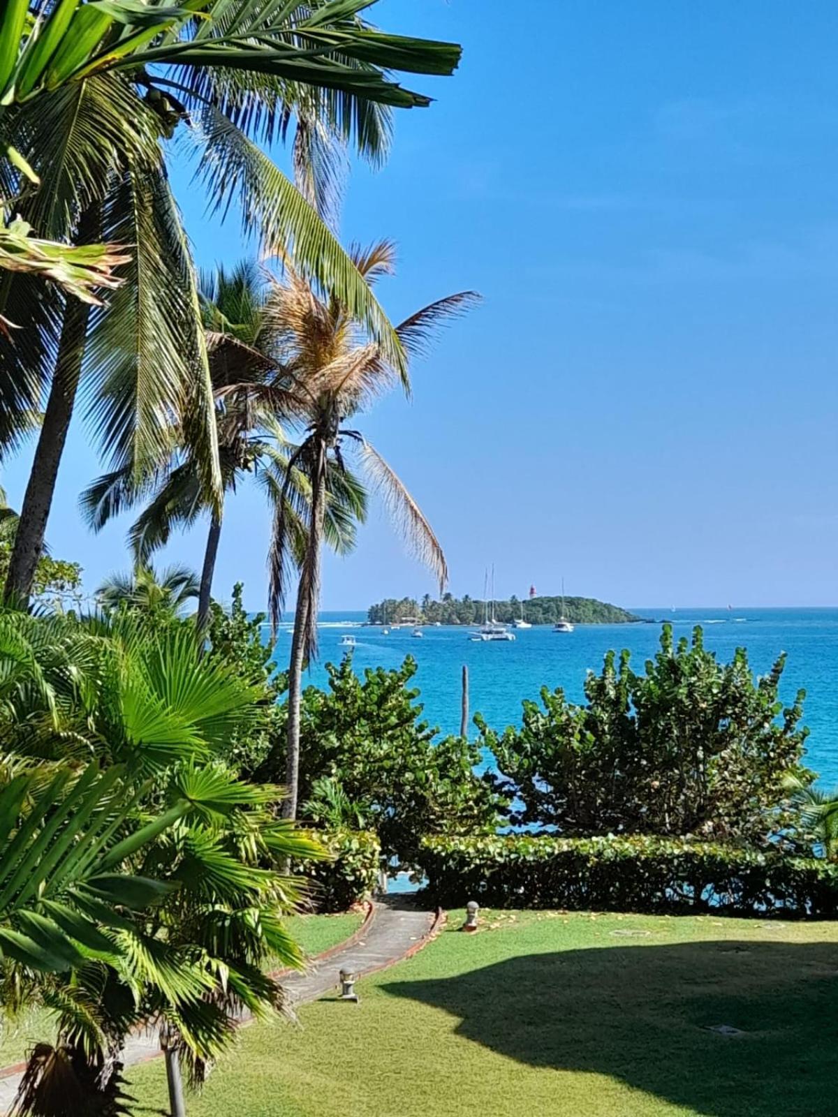 Ilet Bleu Studio Cosy Rdc Vue Mer Et Jardin - Acces Direct Plage Le Gosier  Zewnętrze zdjęcie